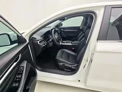 2022 Geely Emgrand 4th Gen 1.5L CVT Premium, белый — фото 12