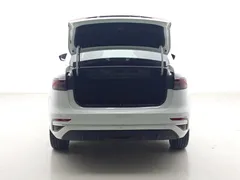 2022 Geely Emgrand 4th Gen 1.5L CVT Premium, белый — фото 15