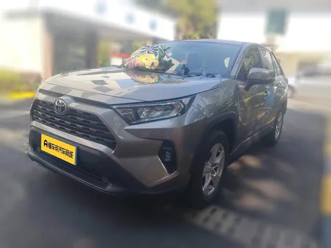 2023 Toyota RAV4 2.0L CVT 2WD