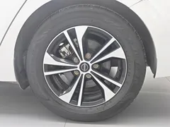 2023 Nissan Sylphy 1.6L CVT Enjoy, белый — фото 16
