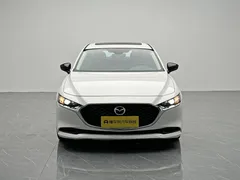 2023 Mazda Mazda3 2.0L AT, белый — фото 2