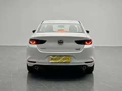 2023 Mazda Mazda3 2.0L AT, белый — фото 6