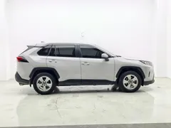 2023 Toyota RAV4 2.0L CVT 2WD — фото 8