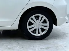 2021 Honda Fit 1.5L CVT, белый — фото 15