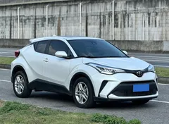 2021 Toyota C-HR 2.0L Comfort, белый — фото 3