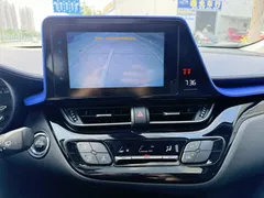 2021 Toyota C-HR 2.0L Comfort, белый — фото 14