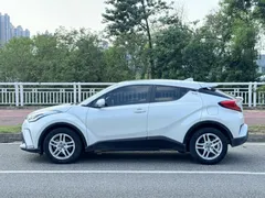 2021 Toyota C-HR 2.0L Comfort, белый — фото 15