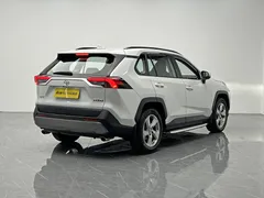 2021 Toyota RAV4 2.0L CVT 2WD Fashion, белый — фото 7