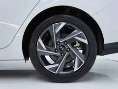 2023 Hyundai Elantra 1.5L CVT GLX Elite, белый — фото 14