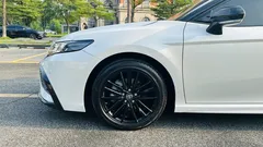 2023 Toyota Camry 2.0S Knight, белый — фото 21