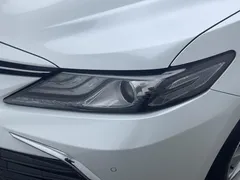 2022 Toyota Camry 2.0G Luxury, белый — фото 19