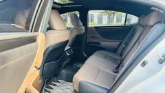 2021 Lexus ES 200 Excellence, белый — фото 13
