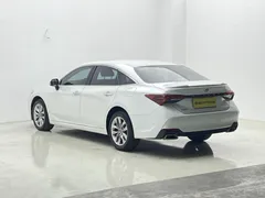 2021 Toyota Avalon 2.5L Luxury, белый — фото 5