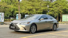 2023 Lexus ES 260 Excellence — фото 1