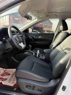 2021 Nissan X-Trail 2.5L XL CVT 4WD, белый — фото 4
