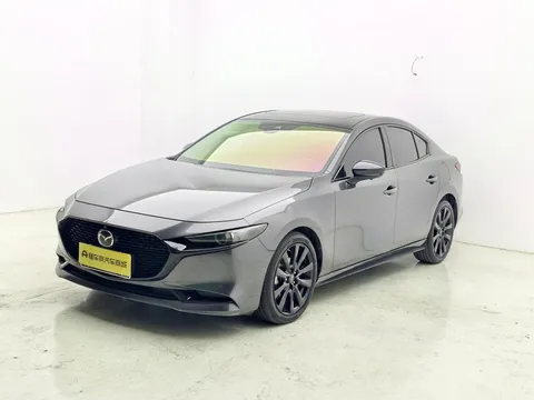 2022 Mazda Mazda3 2.0L AT
