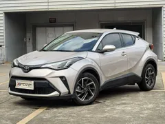 2023 Toyota C-HR 2.0L Luxury — фото 1