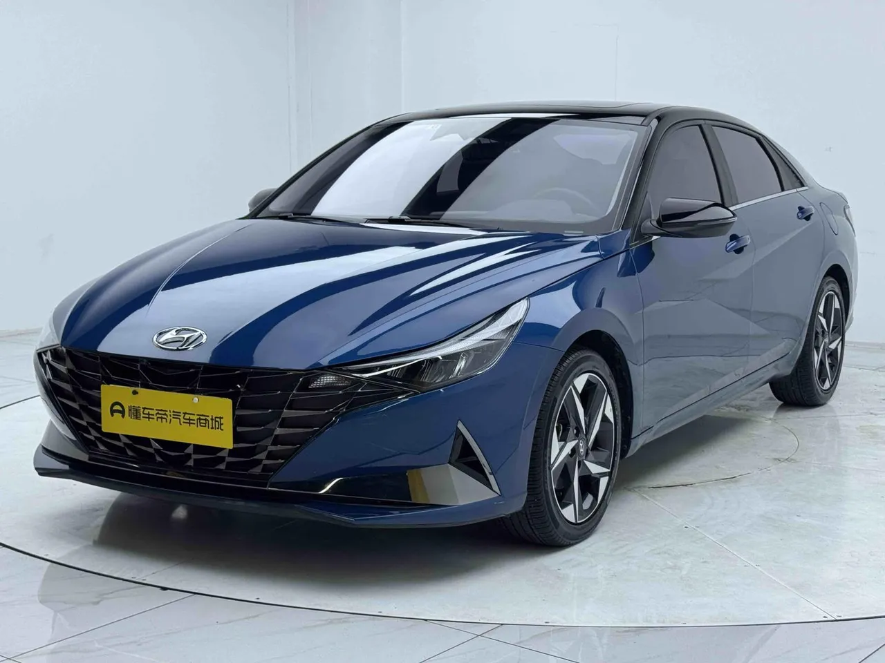 2022 Hyundai Elantra 1.5L CVT LUX Premium