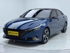 2022 Hyundai Elantra 1.5L CVT LUX Premium — фото 1