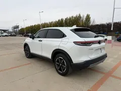 2023 Honda Vezel 1.5L CVT Tech, белый — фото 14