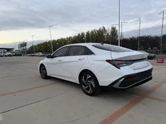 2023 Hyundai Elantra 1.5L CVT GLX Elite, белый — фото 5
