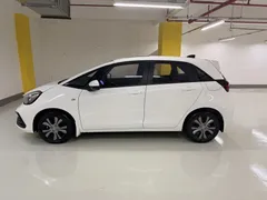 2022 Honda Fit 1.5L CVT Sunroof, белый — фото 4