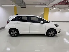 2022 Honda Fit 1.5L CVT Sunroof, белый — фото 8