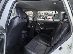 2021 Toyota Wildlander 2.0L 4WD Luxury, белый — фото 10