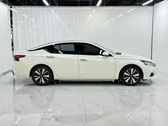 2021 Nissan Teana 2.0L XL Comfort, белый — фото 8