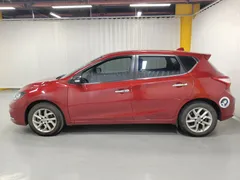 2021 Nissan Tiida 1.6L CVT, красный — фото 4