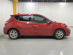 2021 Nissan Tiida 1.6L CVT, красный — фото 8