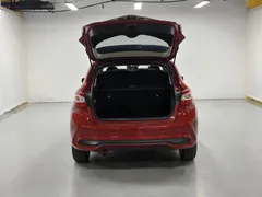 2021 Nissan Tiida 1.6L CVT, красный — фото 15