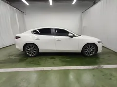 2022 Mazda Mazda3 2.0L AT, белый — фото 8