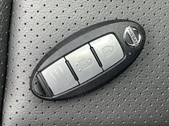 2022 Nissan Qashqai 2.0L XV Prem Luxury, белый — фото 18