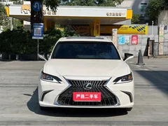 2022 Lexus ES 200 Excellence, белый — фото 2