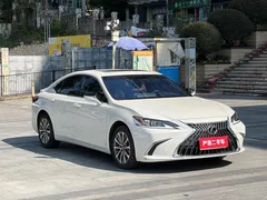 2022 Lexus ES 200 Excellence, белый — фото 3