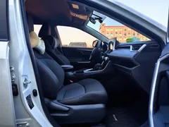 2022 Toyota Wildlander 2.0L 2WD Leading, белый — фото 10