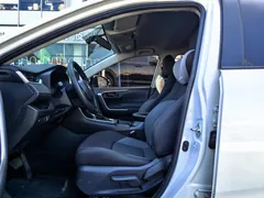 2022 Toyota Wildlander 2.0L 2WD Leading, белый — фото 15