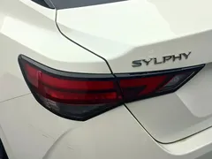 2022 Nissan Sylphy 1.6L XL CVT Enjoy, белый — фото 20