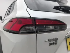 2022 Toyota Corolla Cross 2.0L Luxury, белый — фото 20