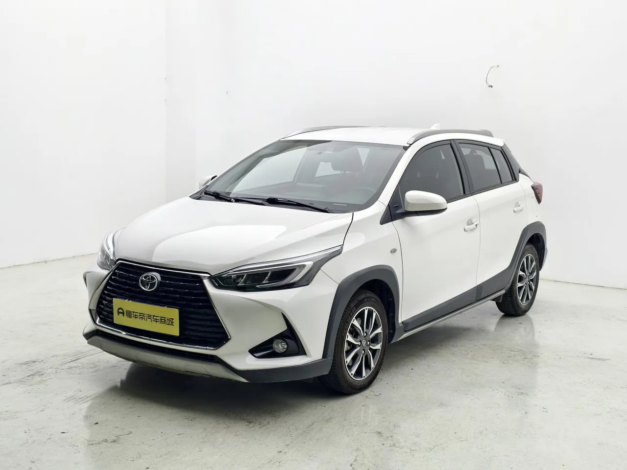 2022 Toyota Yaris L Zhixuan X 1.5L CVT Luxury Plus