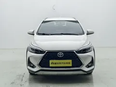 2022 Toyota Yaris L Zhixuan X 1.5L CVT Luxury Plus, белый — фото 2