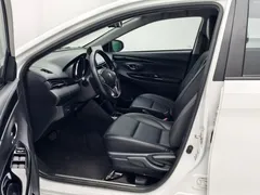 2022 Toyota Yaris L Zhixuan X 1.5L CVT Luxury Plus, белый — фото 12