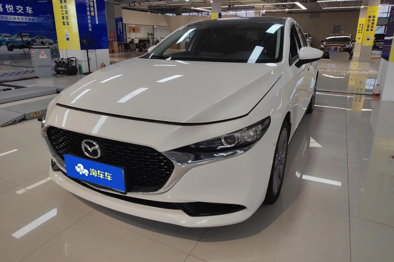 2021 Mazda Mazda3 2.0L AT