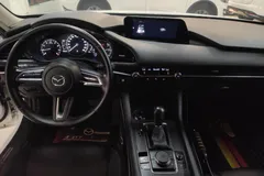 2021 Mazda Mazda3 2.0L AT, белый — фото 14