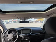 2021 Kia Yipao 1.4L CVT Sunroof, белый — фото 9