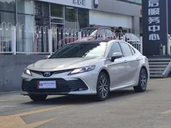2021 Toyota Camry 2.5G Luxury — фото 1