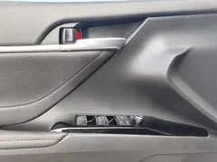 2021 Toyota Camry 2.5G Luxury — фото 15