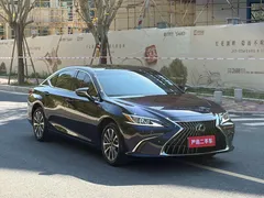 2022 Lexus ES 200 Excellence, синий — фото 3