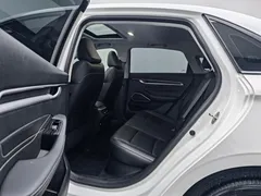 2023 Geely Emgrand 4th Gen 1.5L CVT Premium Champion, белый — фото 13